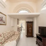 Cracow Royal Charm Studio
